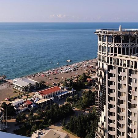 Black Sea Apartments Batumi Bagian luar foto